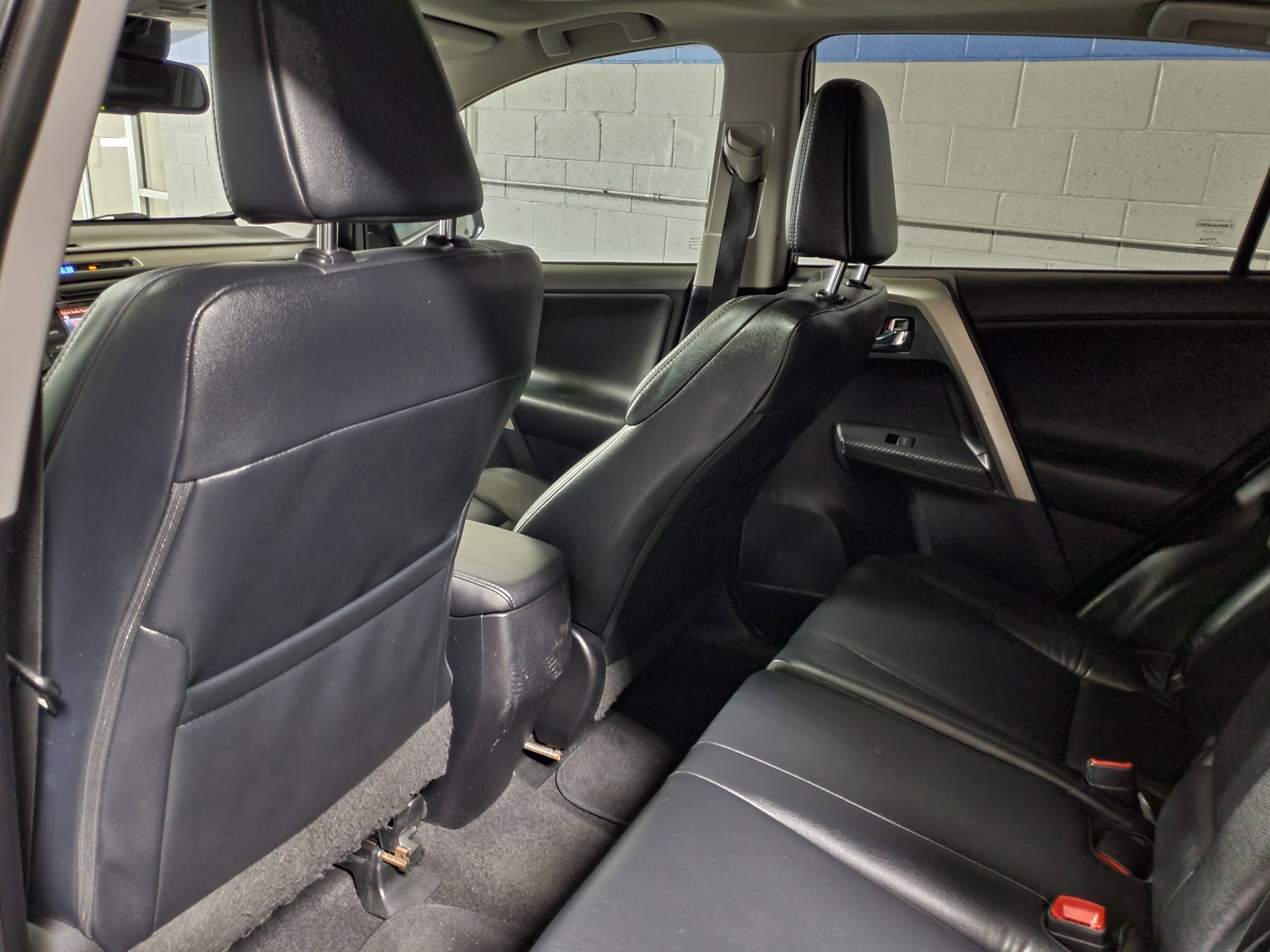 Used 2015 Toyota RAV4 Limited w/ Technology Package AWD/4WD image 10