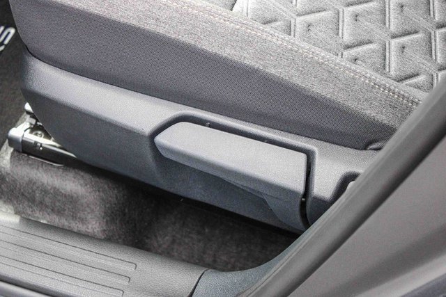 New 2026 Nissan Kicks SV image 21