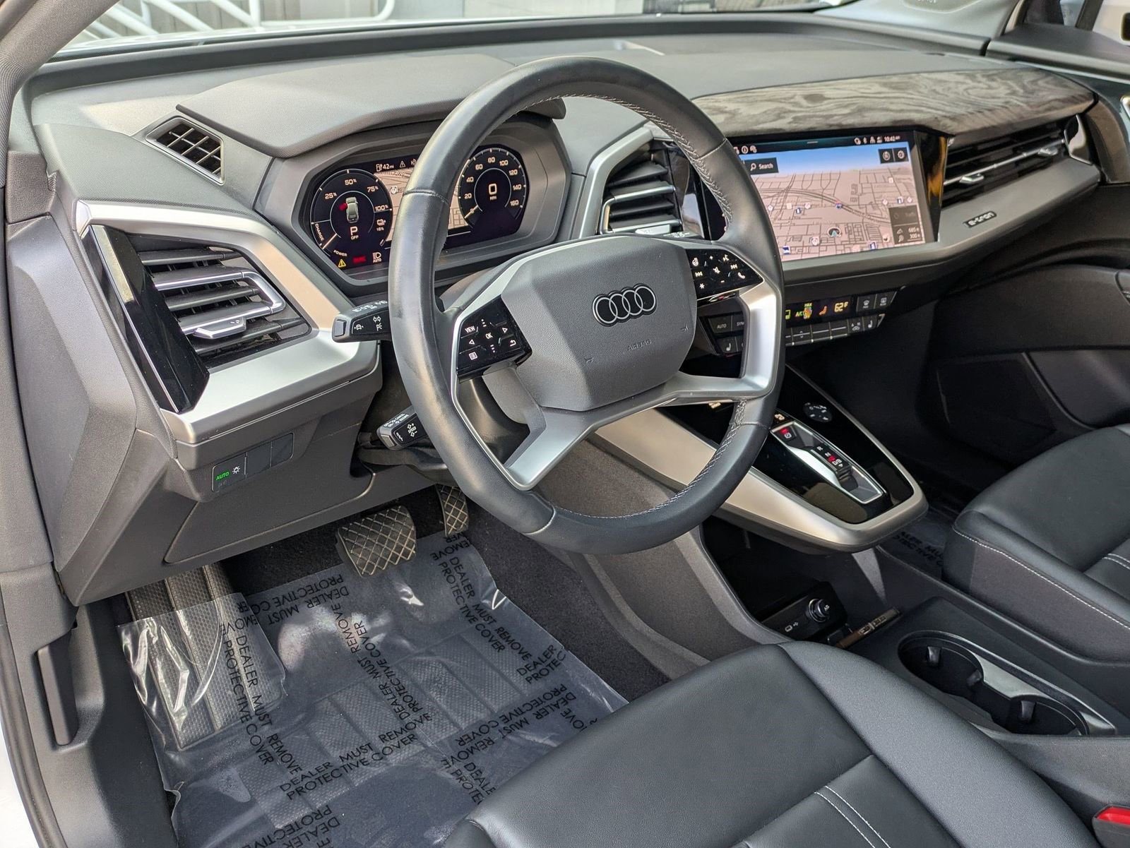 Used 2023 Audi Q4 e-tron Premium Plus w/ Premium Plus image 15