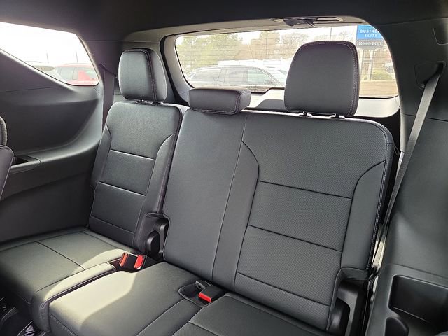 New 2026 Chevrolet Traverse LT w/ Sun and Wheel Package image 7