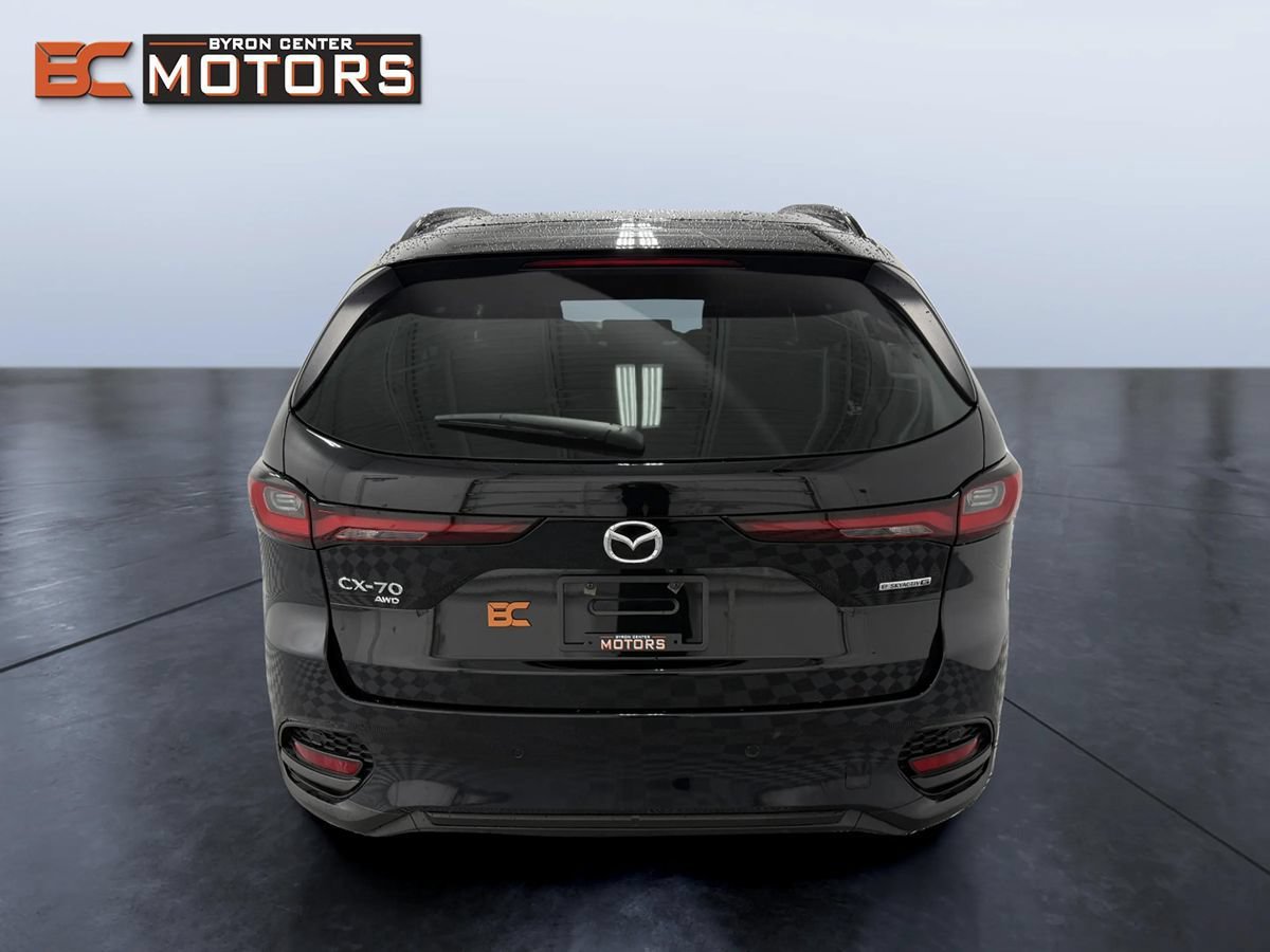 Used 2025 MAZDA CX-70 3.3 Turbo w/ Preferred Package AWD/4WD image 6
