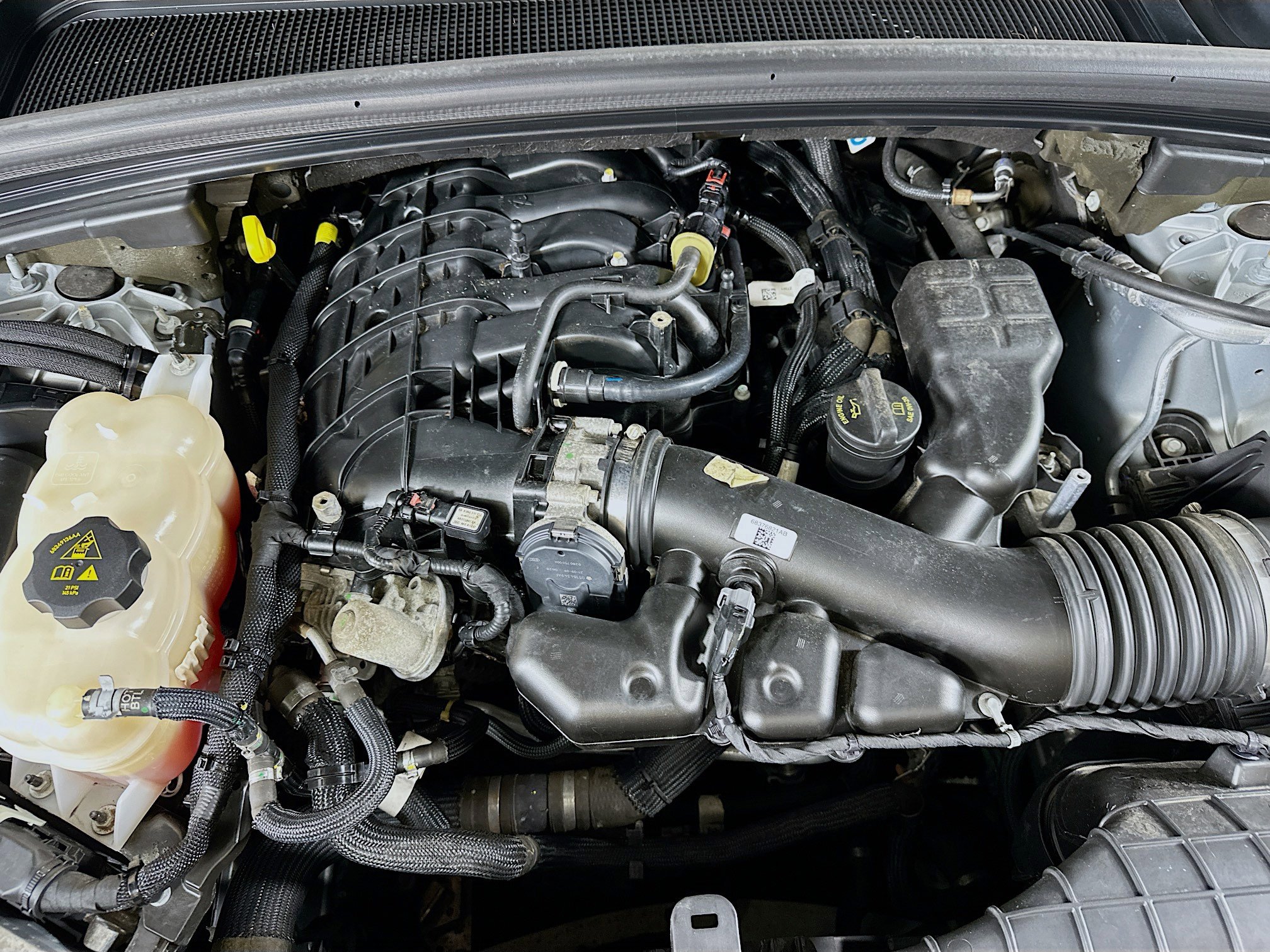 Used 2021 Jeep Grand Cherokee L Laredo image 35