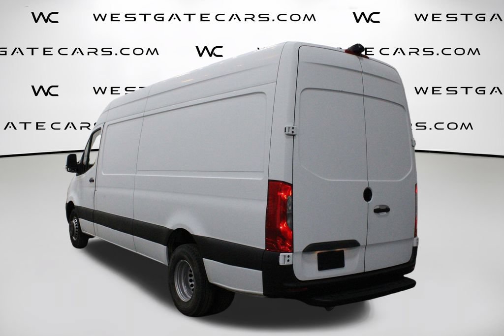 Used 2019 Mercedes-Benz Sprinter 170 Cargo image 5