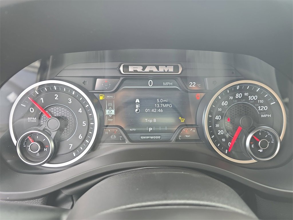 New 2026 RAM 1500 4x4 Crew Cab image 19