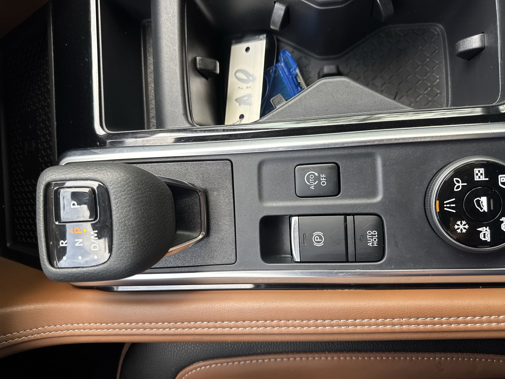 Used 2023 Nissan Pathfinder Platinum image 19
