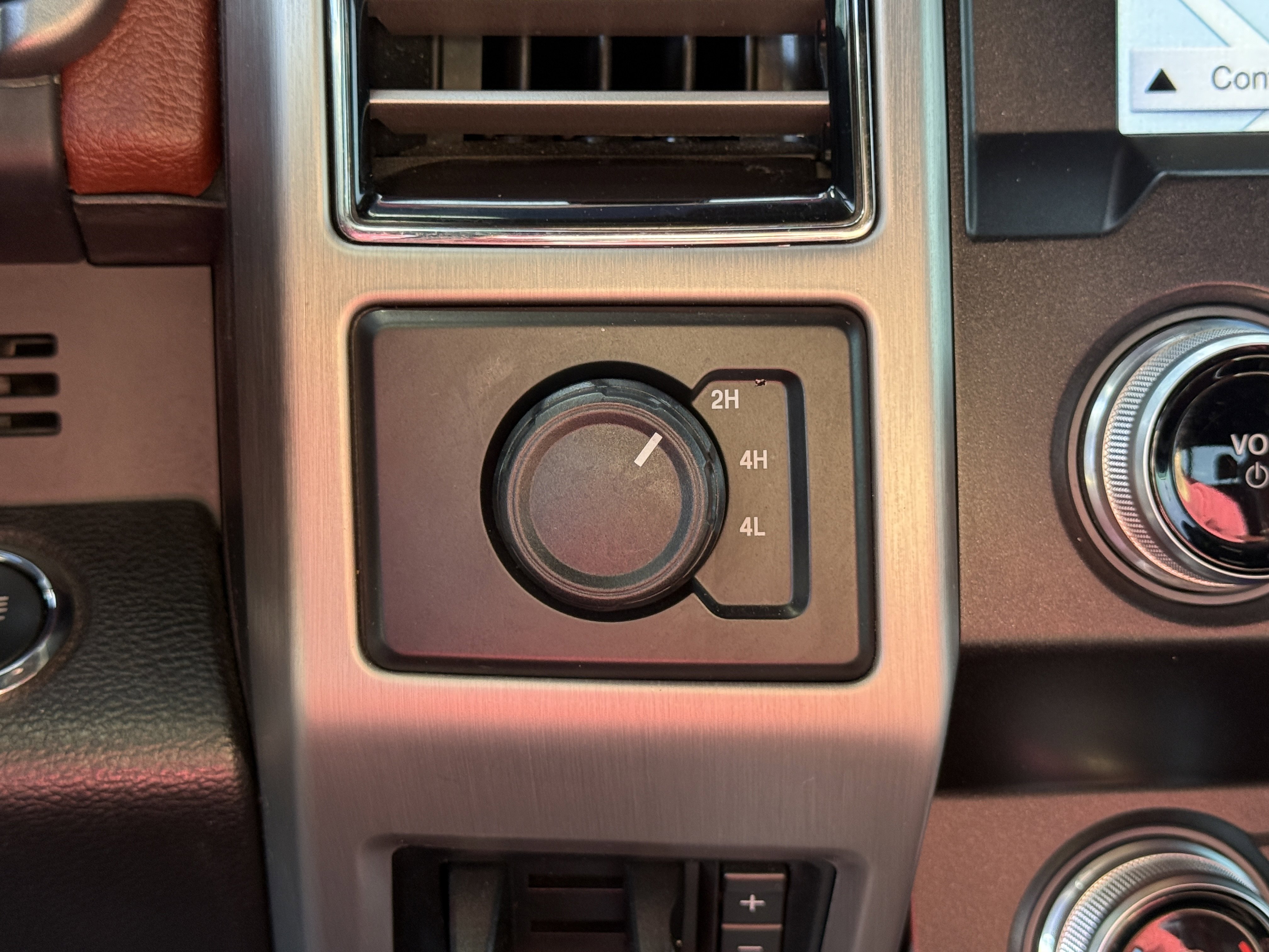 Certified 2019 Ford F450 Platinum w/ Platinum Ultimate Package image 24