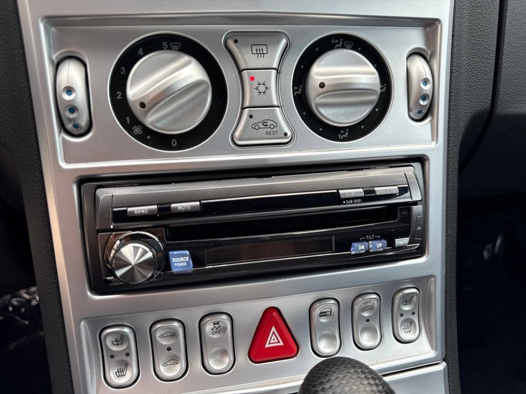 Used 2005 Chrysler Crossfire Limited RWD image 27