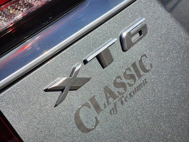 Used 2023 Cadillac XT6 Premium Luxury w/ Technology Package image 13