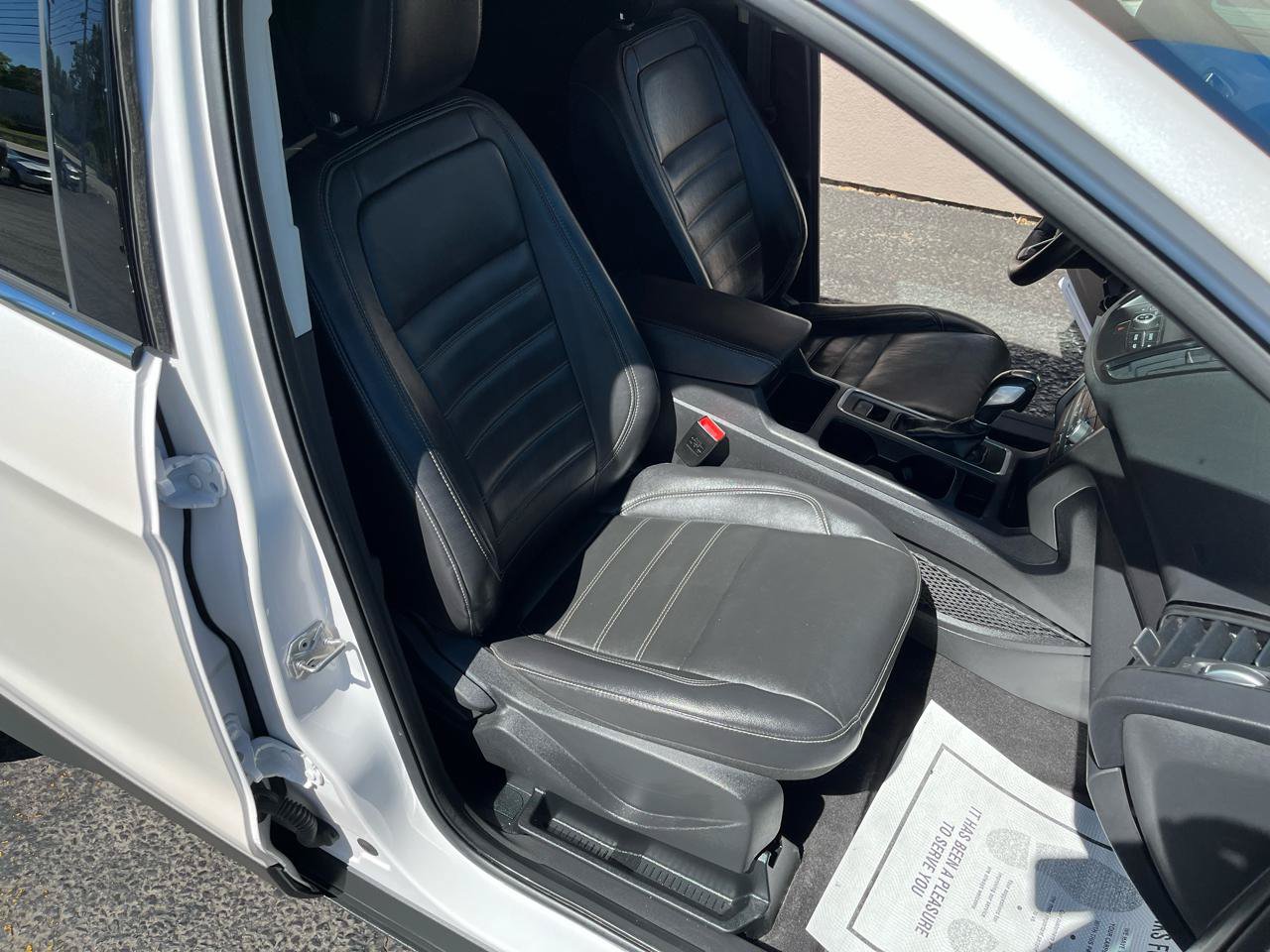 Used 2018 Ford Escape SEL AWD/4WD image 29