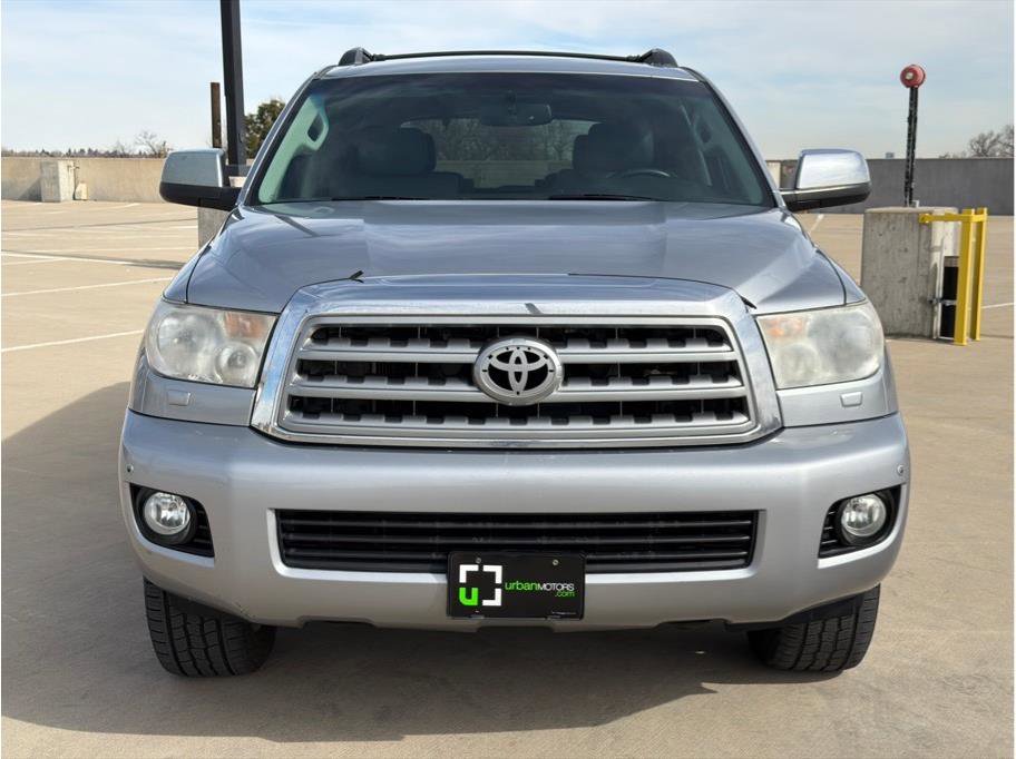 Used 2011 Toyota Sequoia Limited image 2