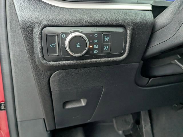 Used 2022 Ford Explorer XLT w/ Equipment Group 202A image 22