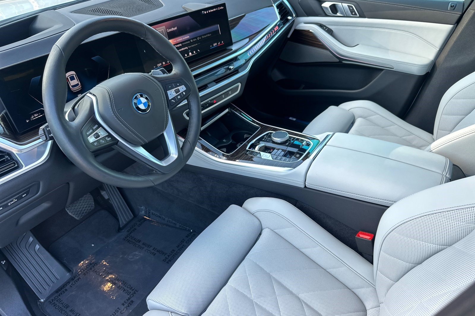 Used 2026 BMW X5 xDrive50e w/ Premium Package AWD/4WD image 11