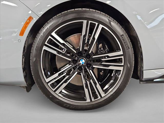 Certified 2024 BMW i7 xDrive60 w/ Executive Package AWD/4WD image 24