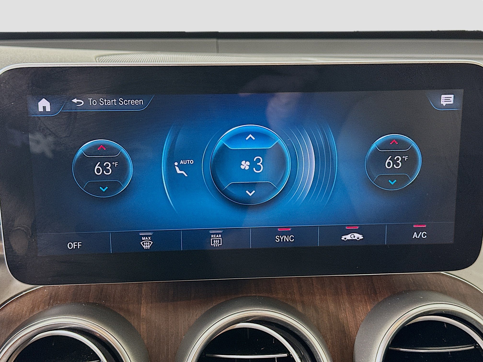 Certified 2022 Mercedes-Benz GLC 300 4MATIC w/ Multimedia Package Lite image 20