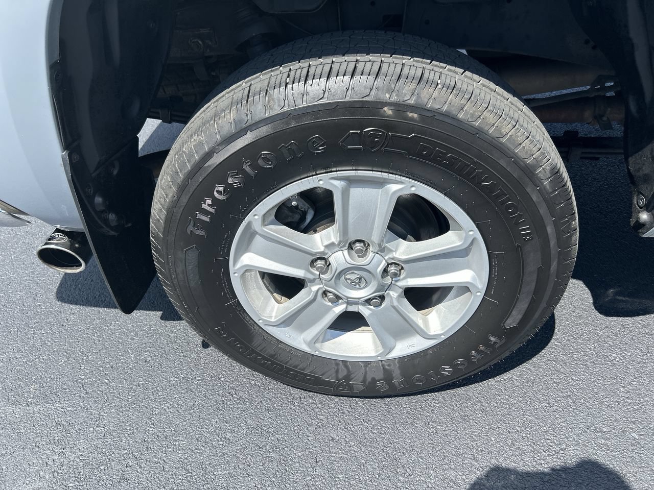 Used 2021 Toyota Tundra SR5 AWD/4WD image 9