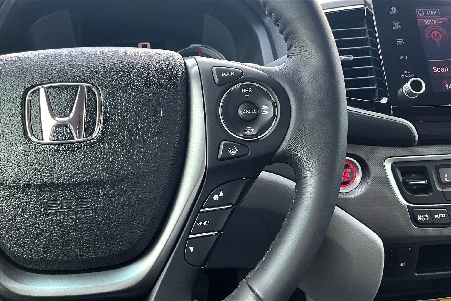 Used 2023 Honda Ridgeline RTL-E image 21