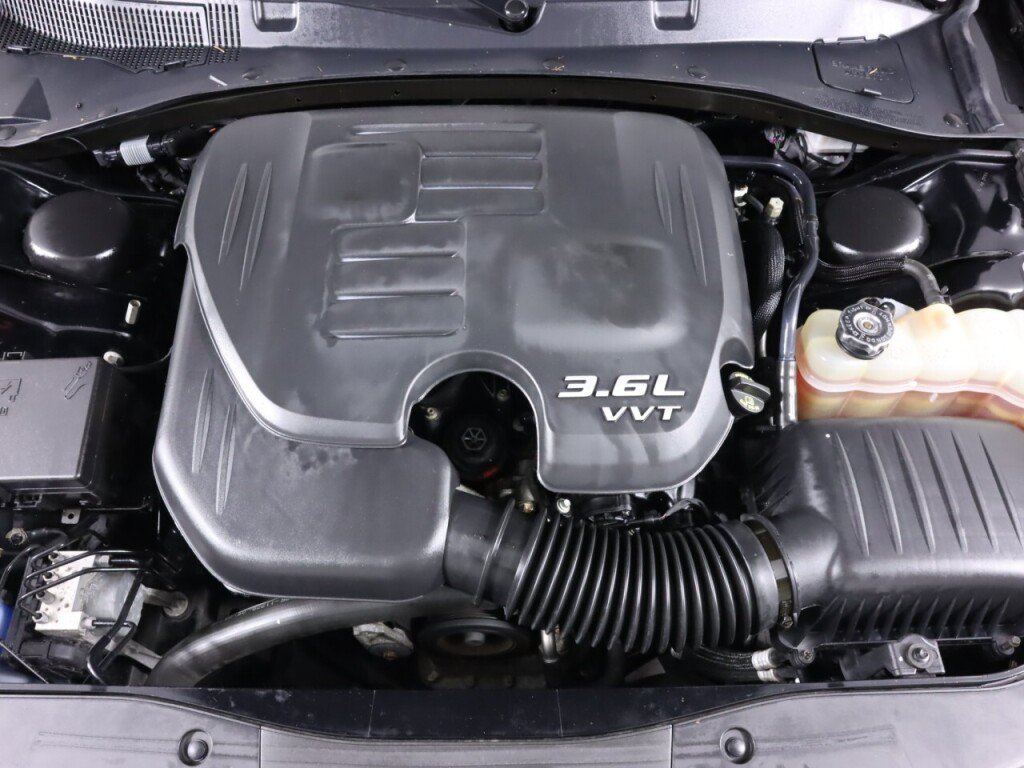 Used 2016 Dodge Charger SE w/ Popular Equipment Group RWD image 35
