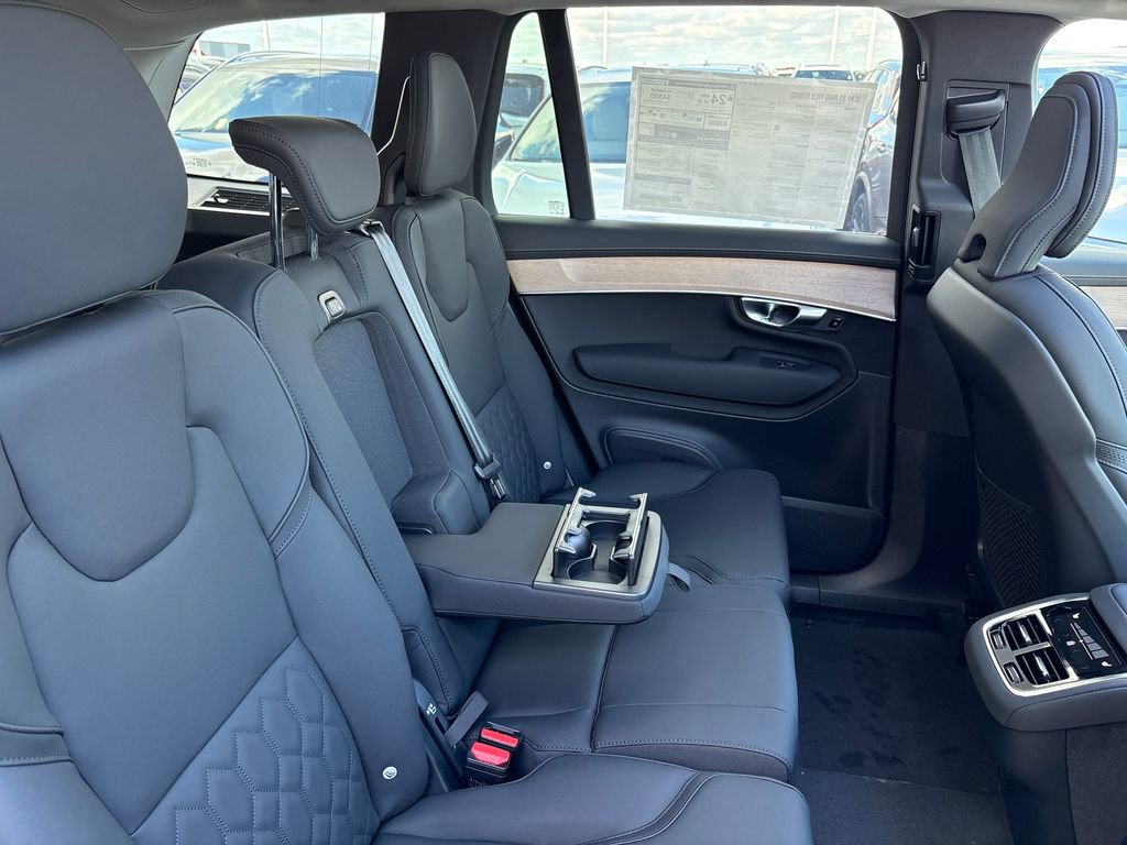 New 2026 Volvo XC90 B5 Plus image 18