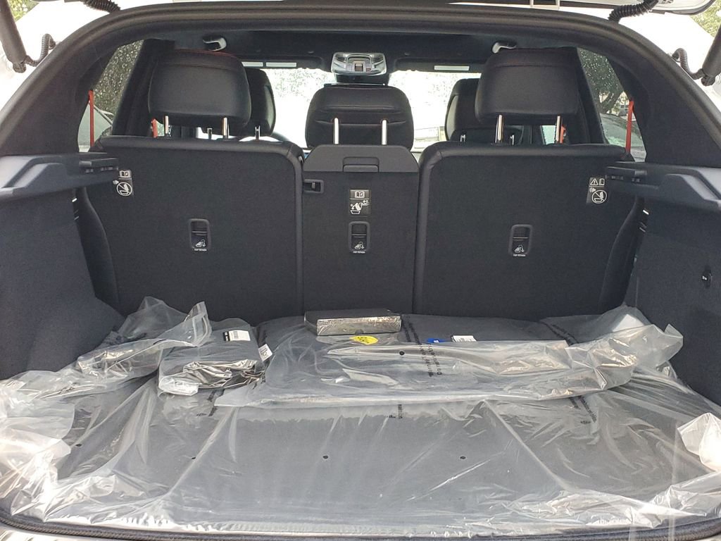 New 2025 Genesis GV80 3.5T e-SC image 3