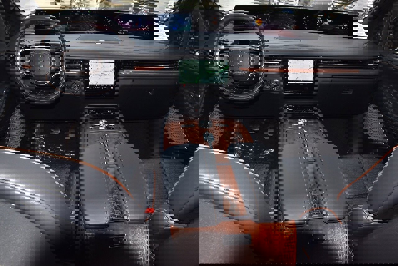 New 2025 Lincoln Navigator L Black Label image 17