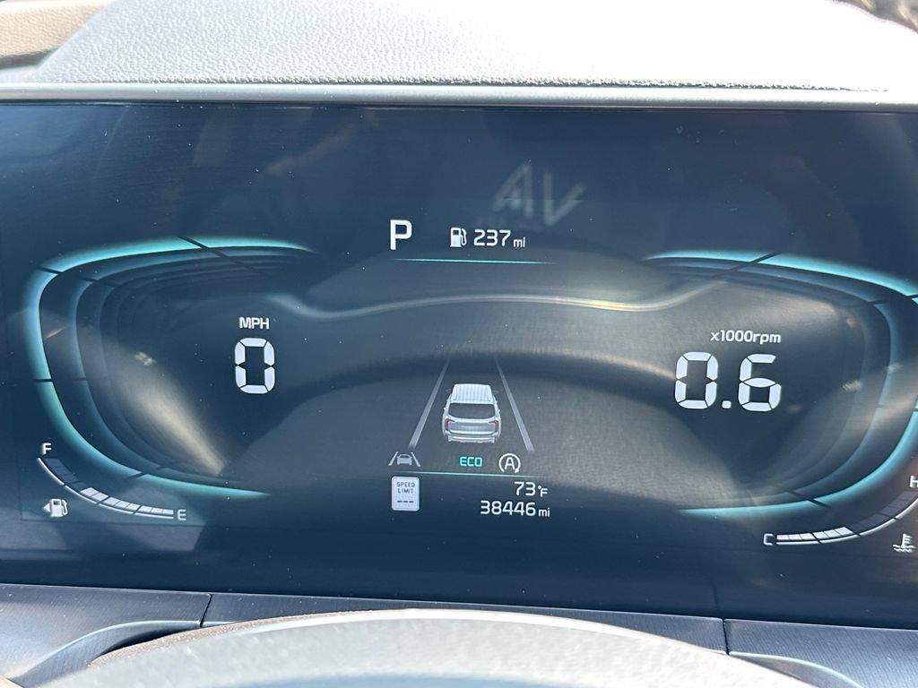 Used 2025 Kia Telluride S FWD image 9