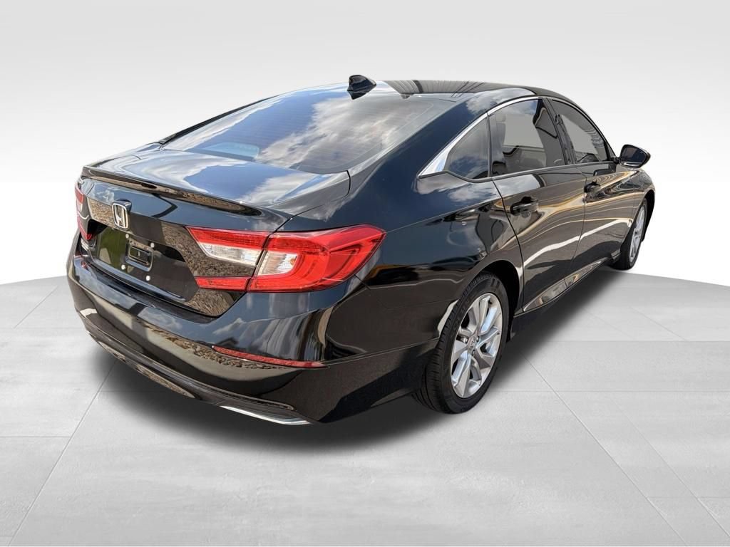 Used 2018 Honda Accord LX image 7