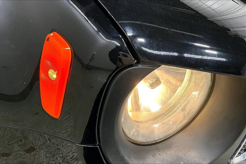 Used 2017 Jeep Renegade Latitude image 29