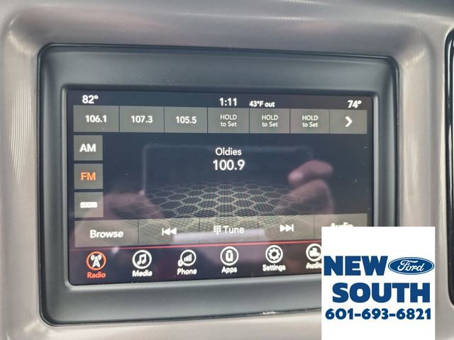 Used 2023 Dodge Challenger SXT image 21