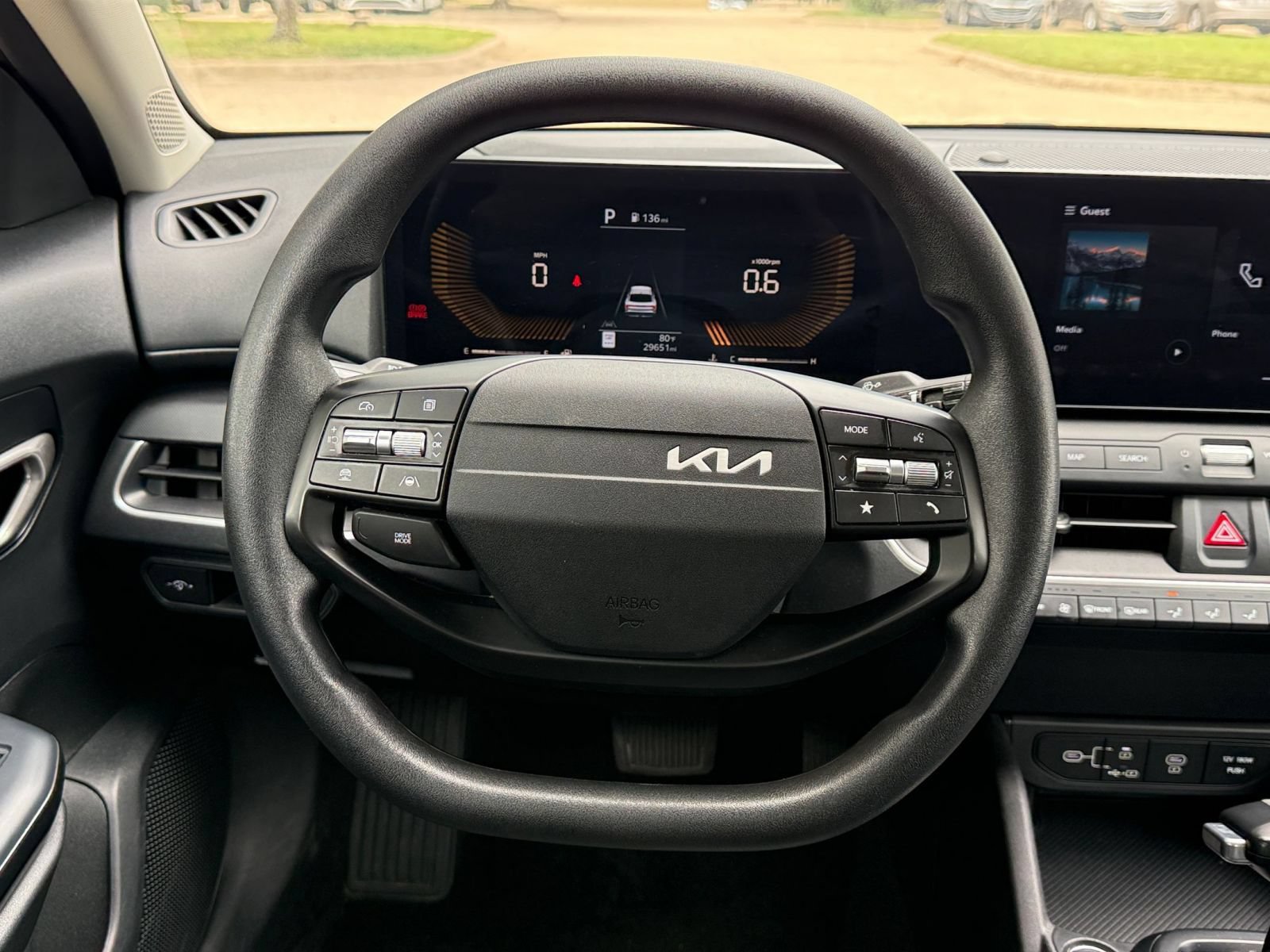 Used 2025 Kia K4 FWD image 30