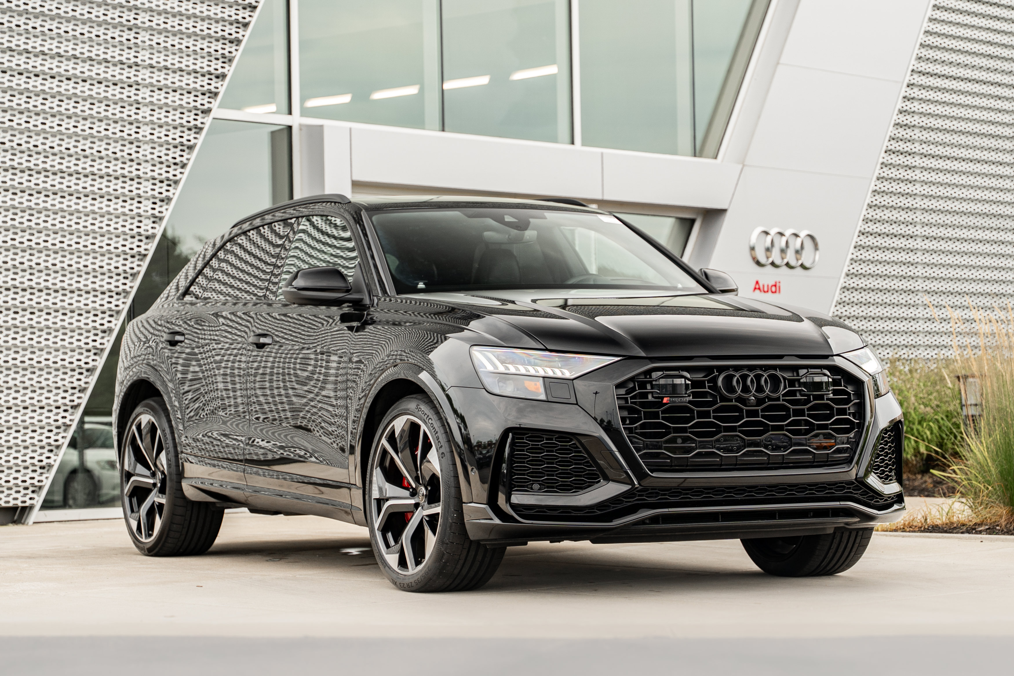 Certified 2024 Audi RS Q8 w/ Black Optic Package