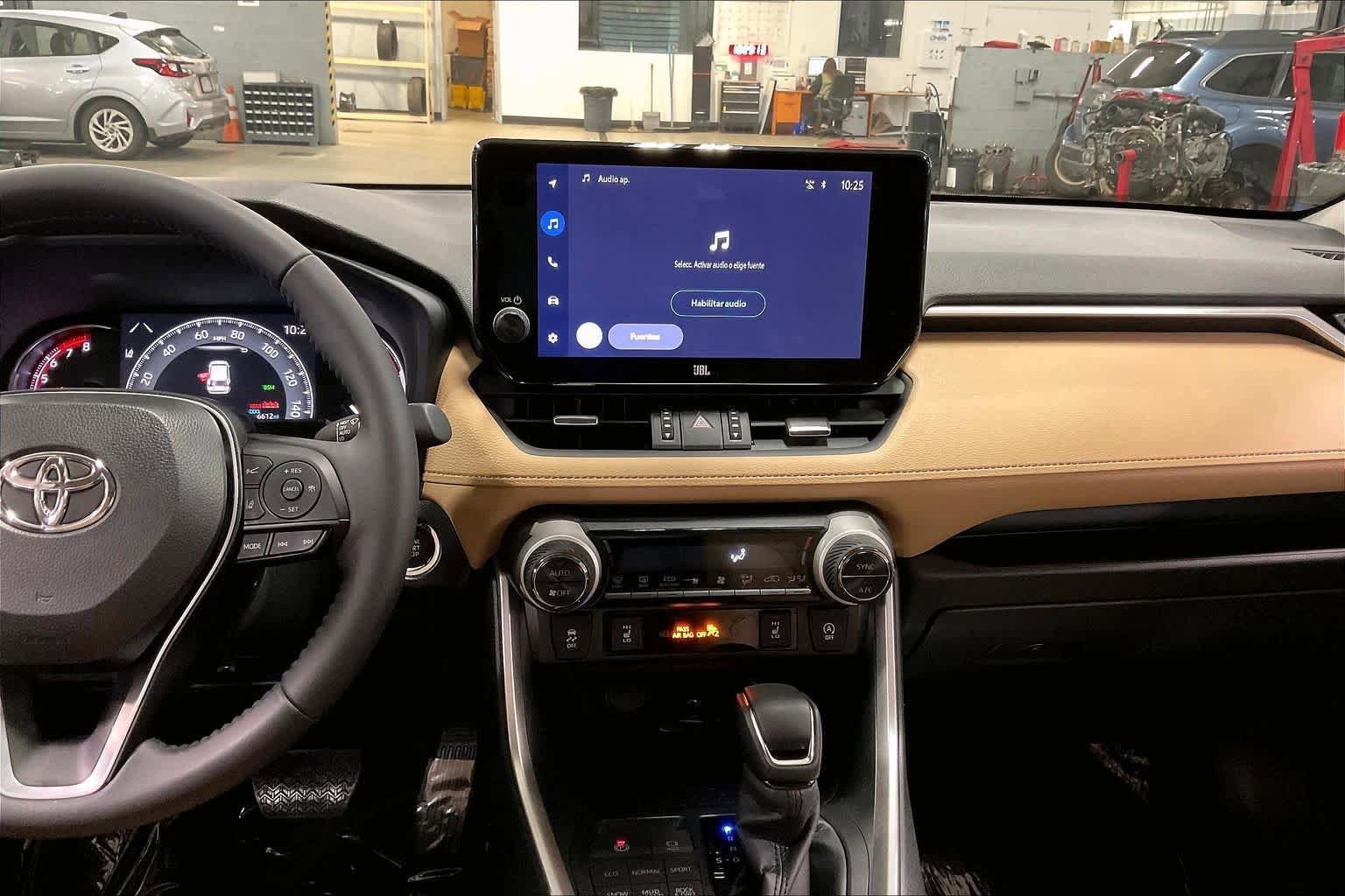 Used 2025 Toyota RAV4 XLE Premium AWD/4WD image 7