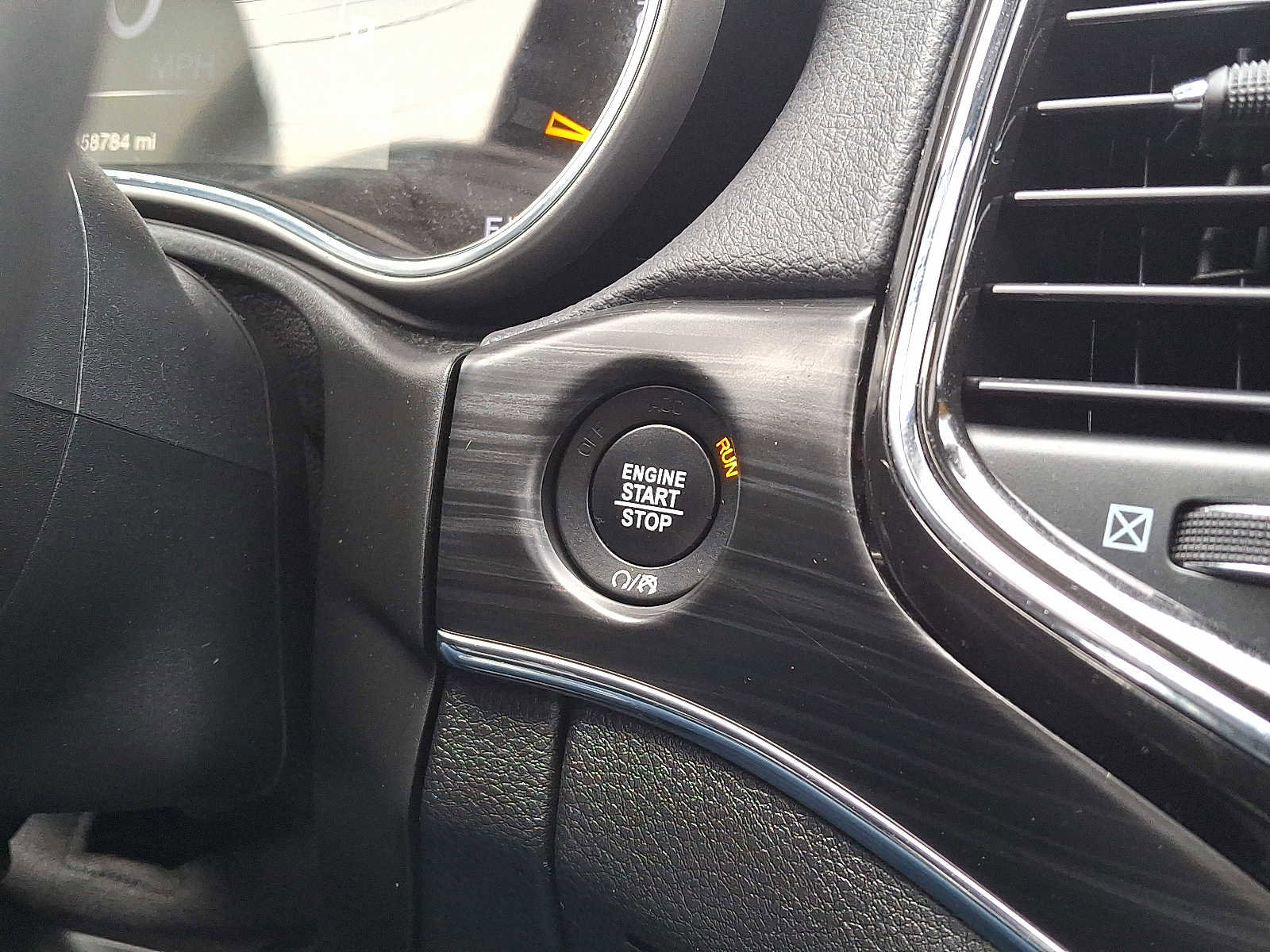 Used 2021 Jeep Grand Cherokee Limited image 27