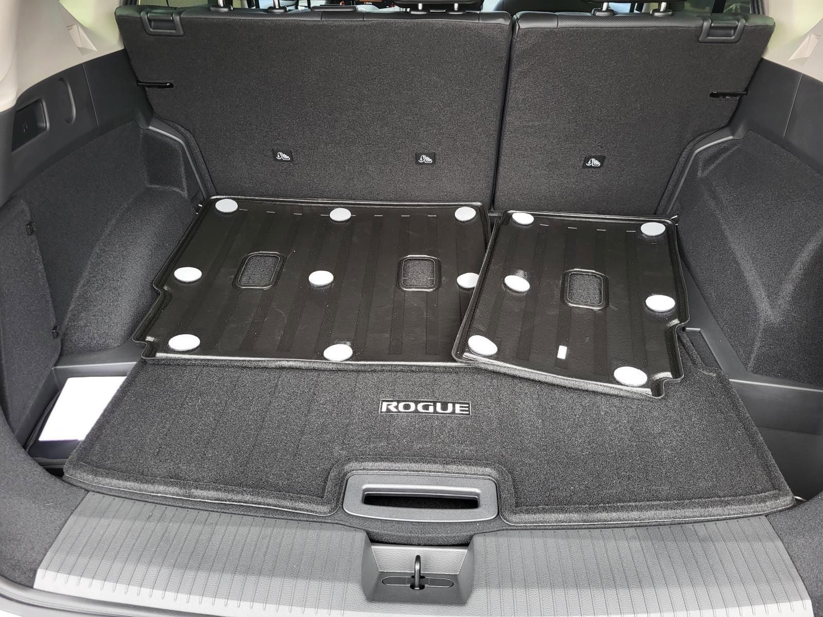 New 2026 Nissan Rogue Platinum image 15