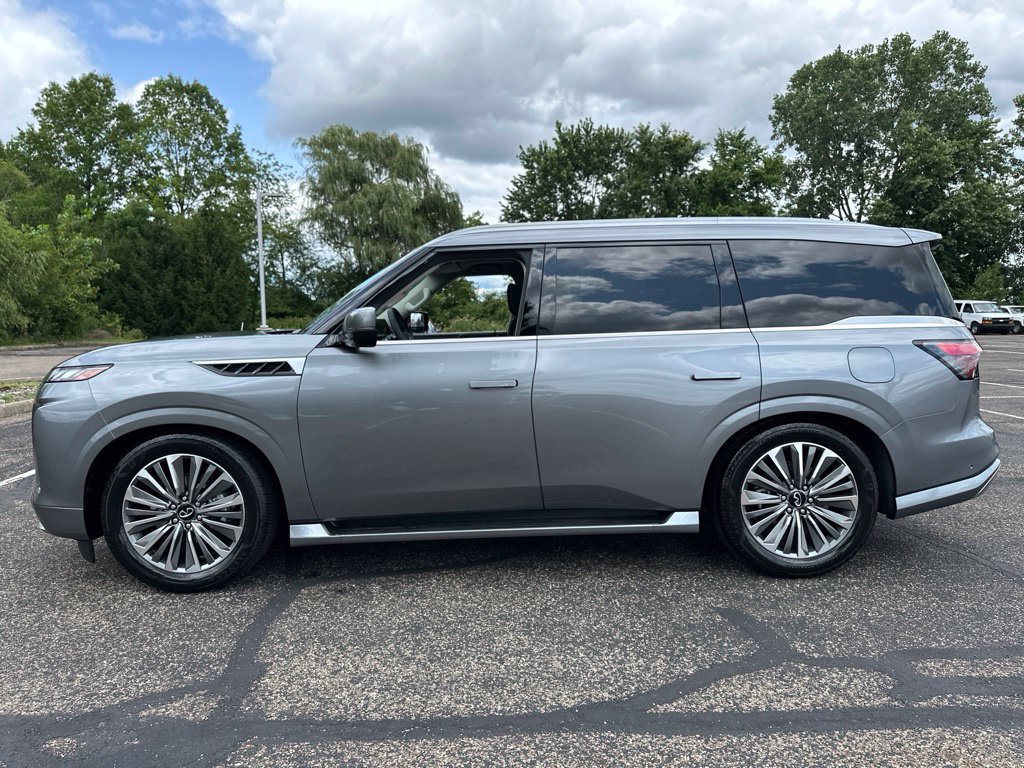 New 2027 INFINITI QX80 Luxe AWD/4WD image 2