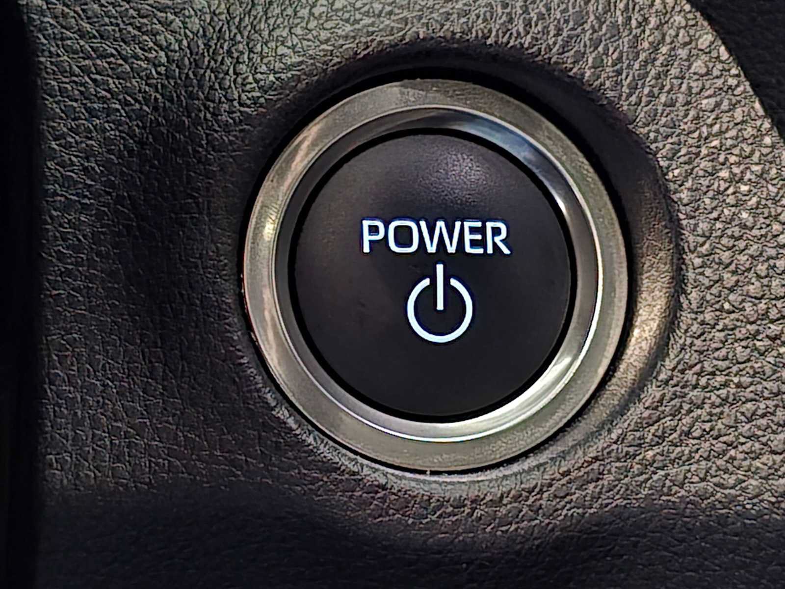 Used 2024 Toyota RAV4 SE AWD/4WD image 19