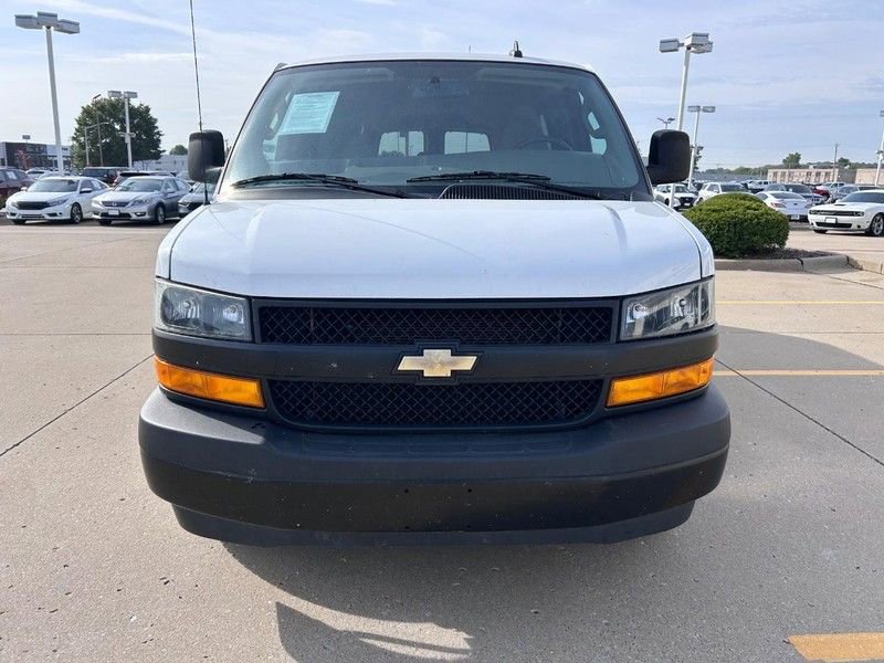 Used 2022 Chevrolet Express 3500 LS image 7
