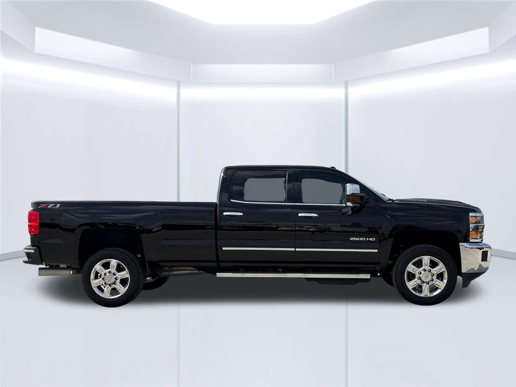 Used 2019 Chevrolet Silverado 2500 LTZ w/ Duramax Plus Package AWD/4WD image 7