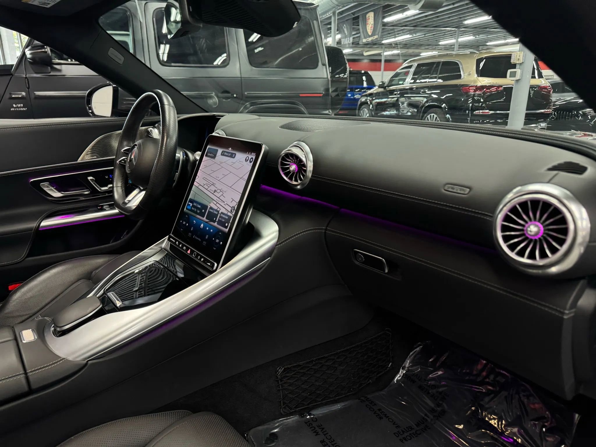 Used 2023 Mercedes-Benz SL 43 AMG w/ Driver Assistance Package image 23