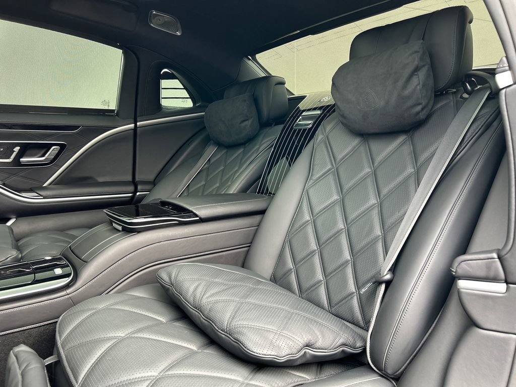 Used 2024 Mercedes-Benz Maybach S 680 4MATIC image 23