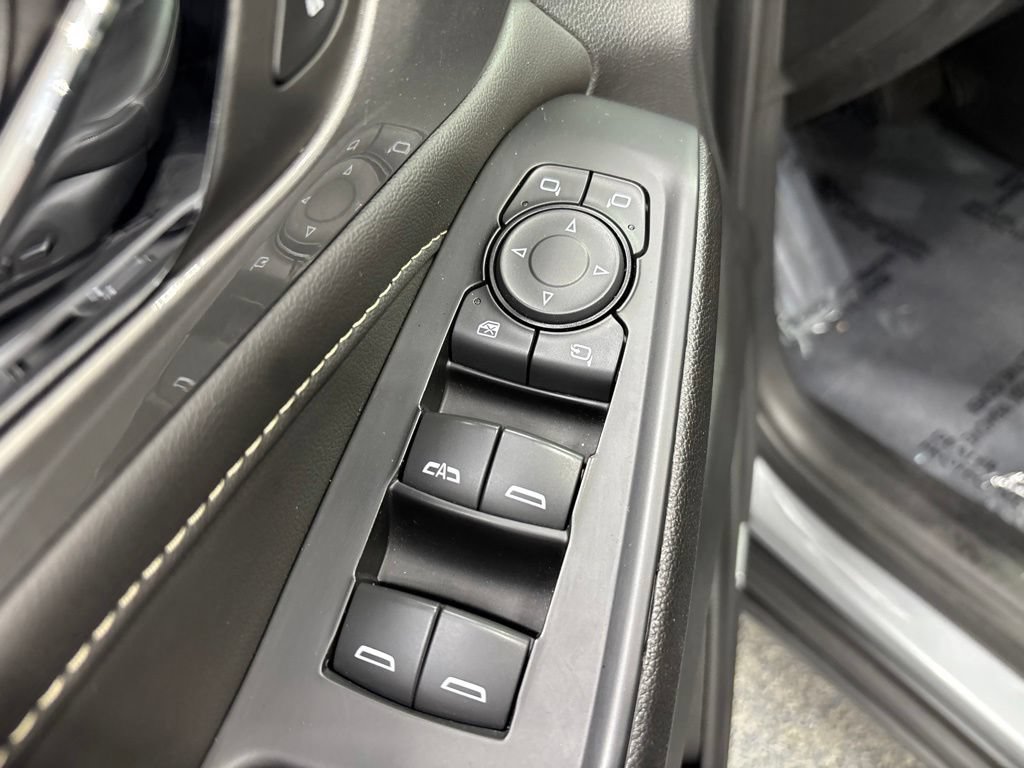Used 2023 Chevrolet Traverse LT w/ LT Premium Package AWD/4WD image 42