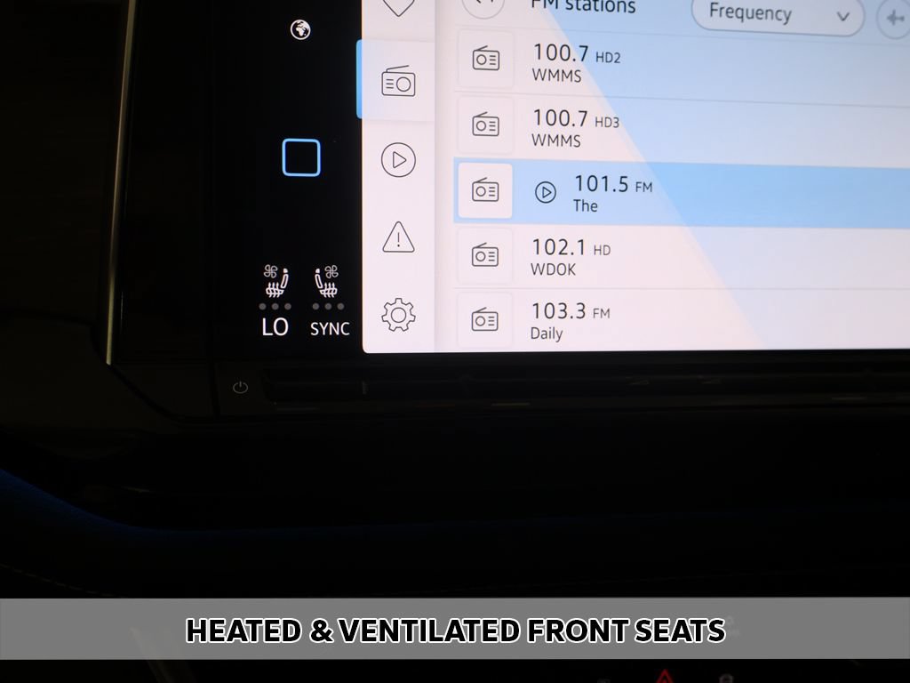 Used 2024 Volkswagen Atlas SEL Premium R-Line AWD/4WD image 7