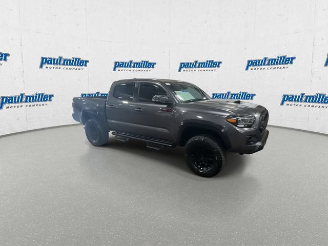 Used 2021 Toyota Tacoma TRD Pro AWD/4WD image 13