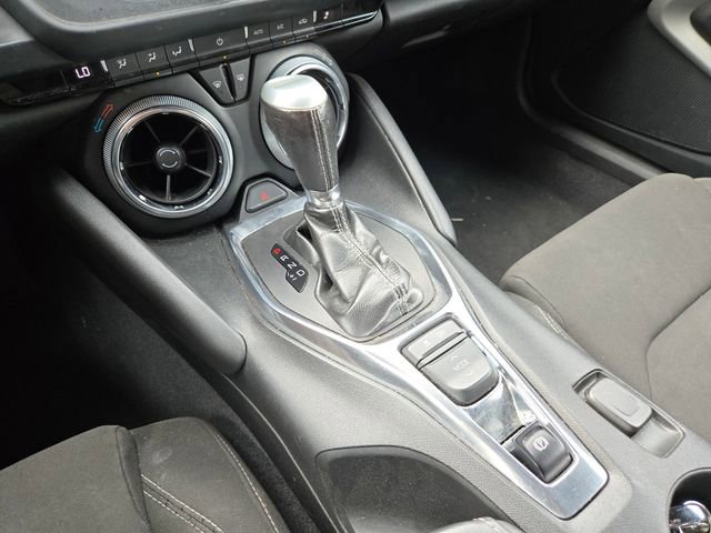 Used 2020 Chevrolet Camaro LT RWD image 14