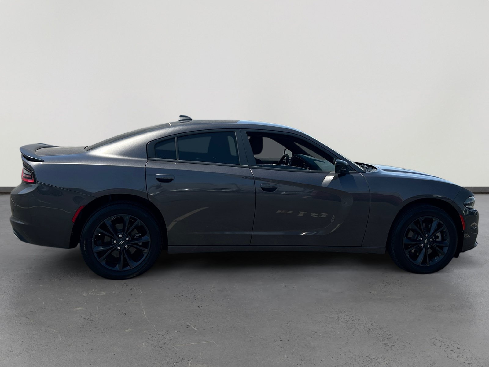 Used 2023 Dodge Charger SXT w/ Blacktop Package AWD/4WD image 6