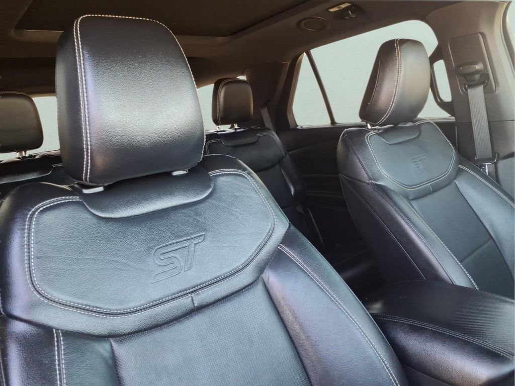 Used 2021 Ford Explorer ST w/ Equipment Group 401A image 17