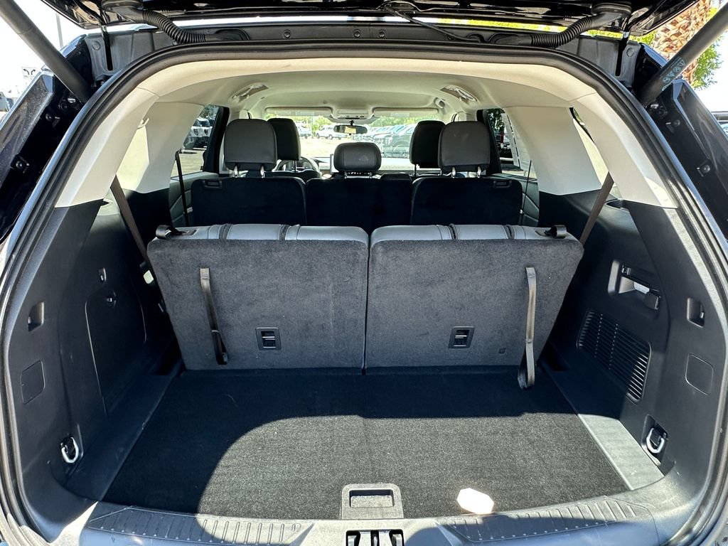 Certified 2026 Ford Explorer Active w/ Active Comfort Package RWD image 23