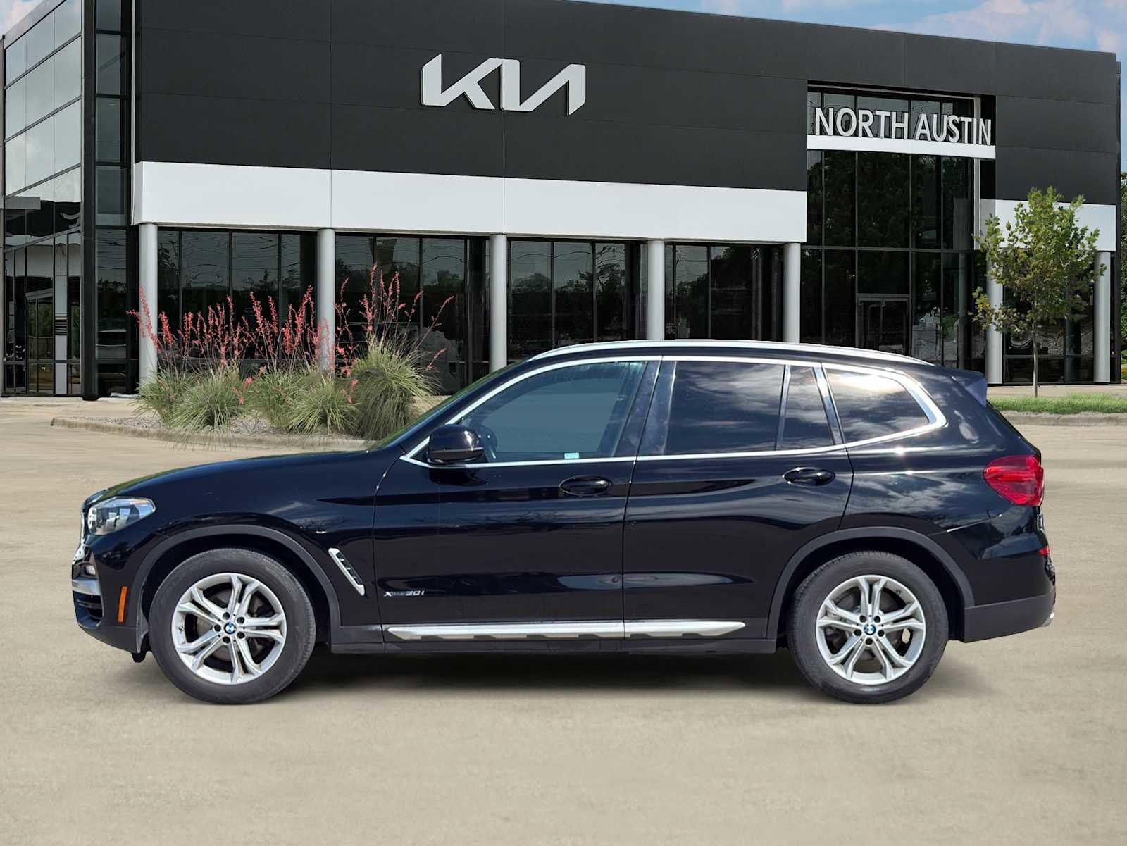 Used 2018 BMW X3 xDrive30i image 6