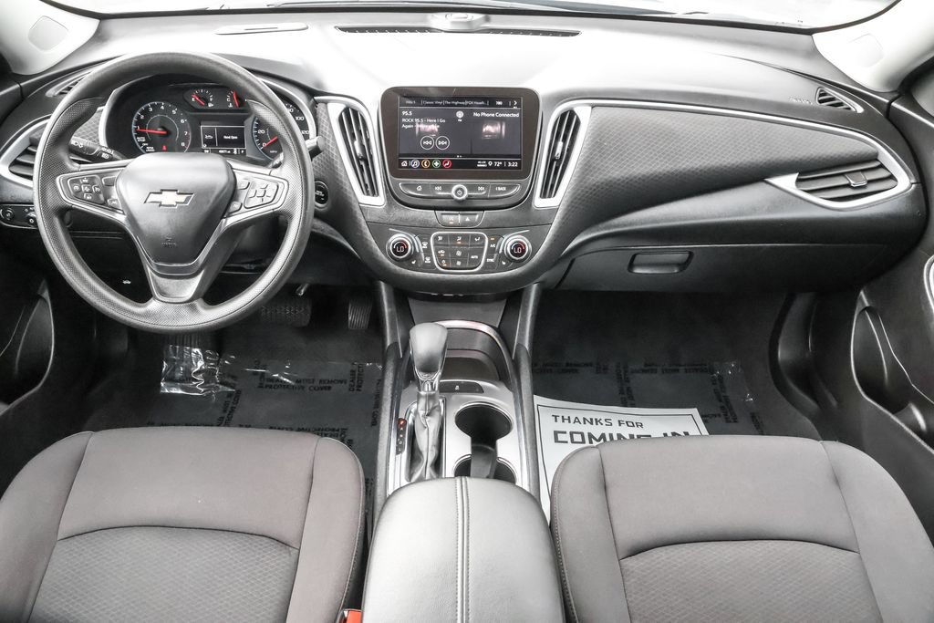 Used 2023 Chevrolet Malibu LT FWD image 29