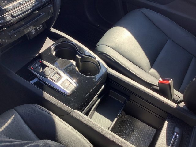 Used 2021 Honda Pilot Touring image 18