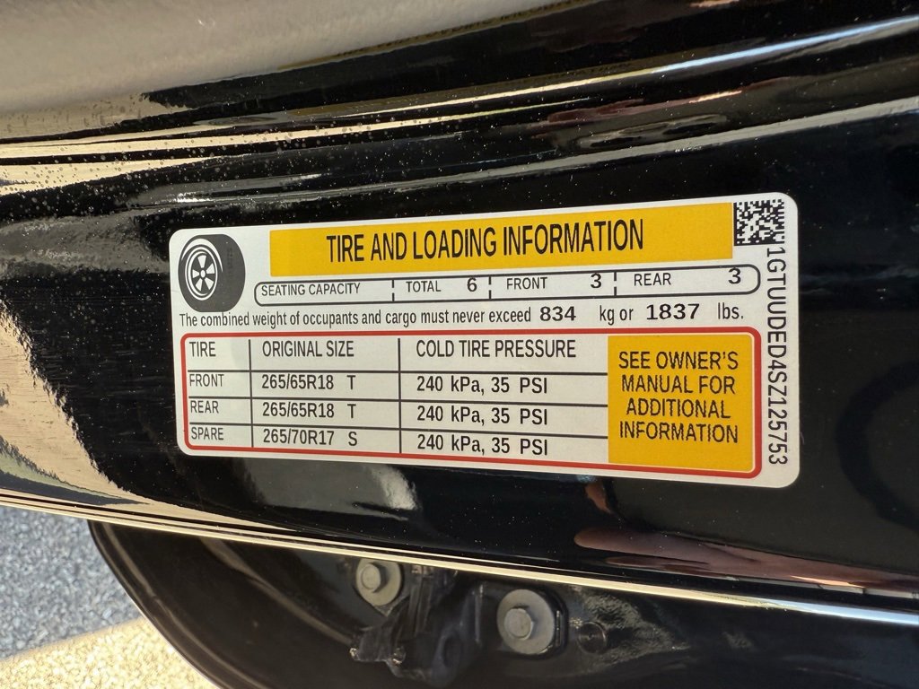 Used 2025 GMC Sierra 1500 SLT image 44